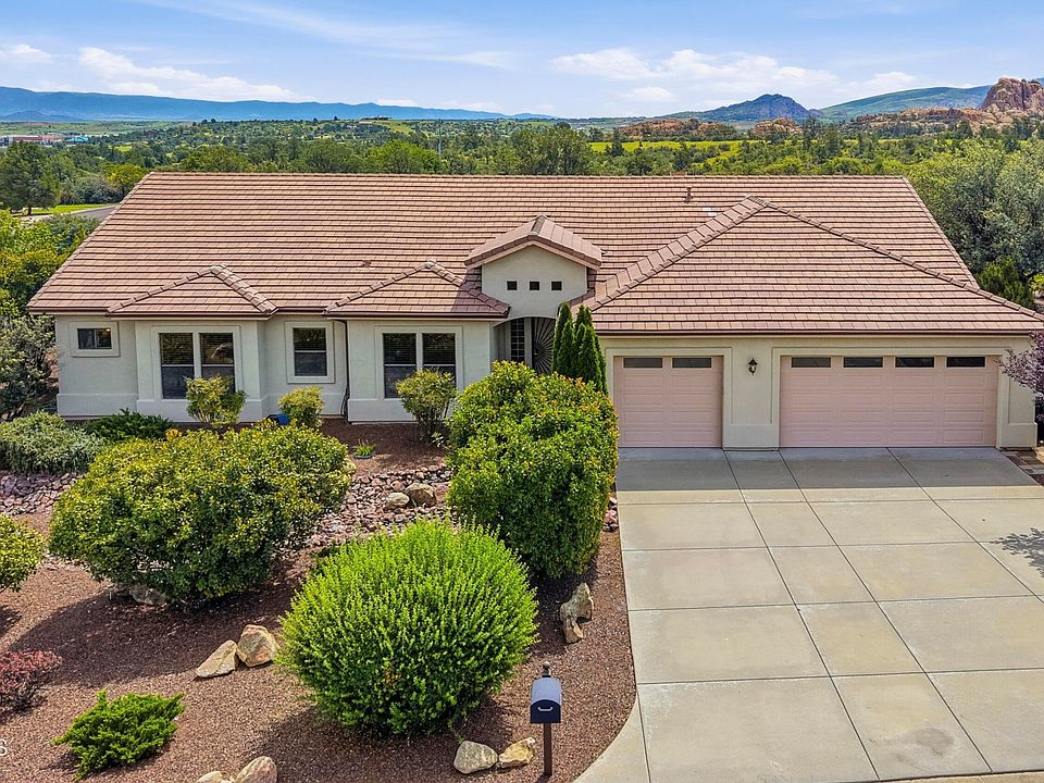 1st image of 5871 N Honeysuckle Rd