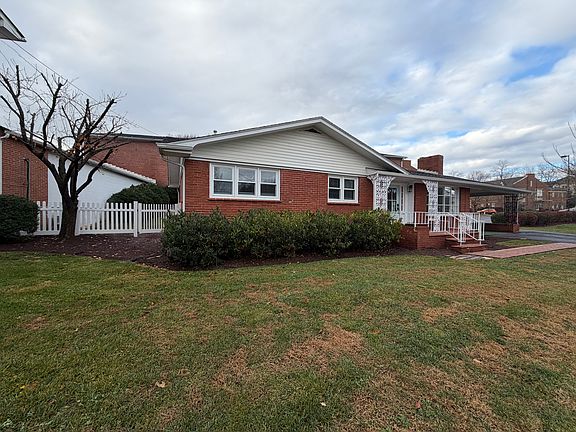 Street View with fenced yard