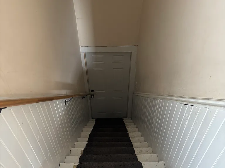 253 Lisbon St #1A — Photo 11