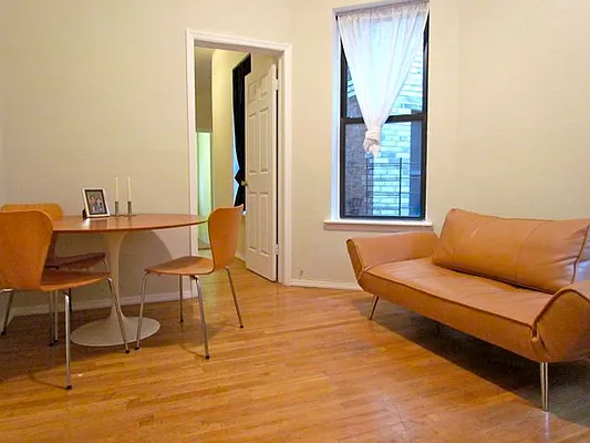 Rented by Landmark Real Estate | media 35