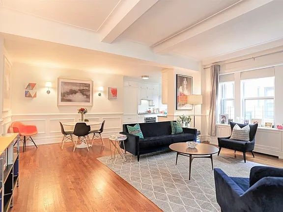 215 W th St Apt 12e New York Ny Zillow