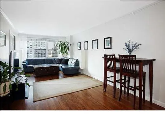 Sold by Realmart Realty LLC | media 19