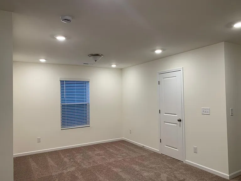 8101 Ramsburg Dr — Photo 16