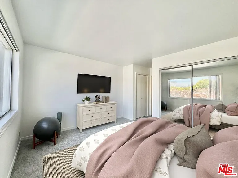 1440 23rd St #220 — Photo 10