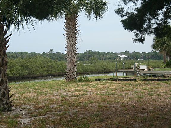 3rd image of 612 Shearwood Dr