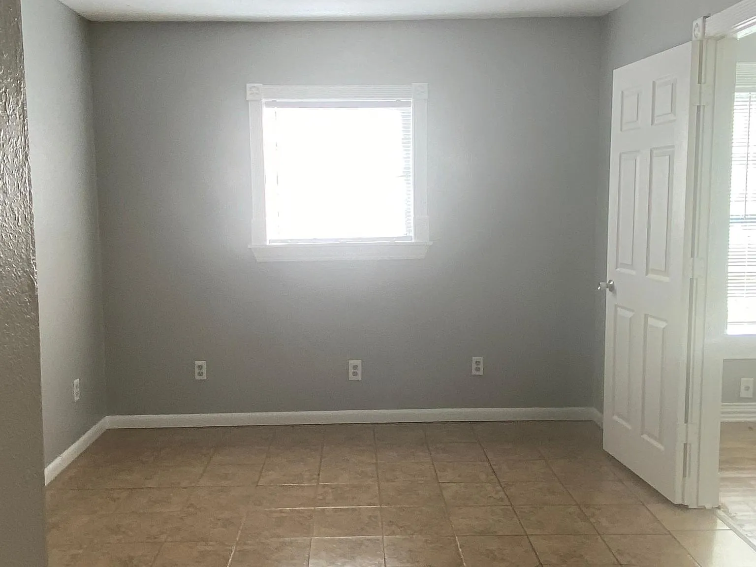 10609 Aledo Dr — Photo 4