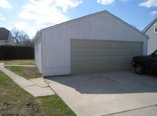 1802 Michigan Ave, Manitowoc, WI 54220