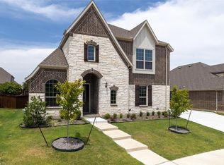 7929 Forest Lakes Dr, North Richland Hills, TX 76182
