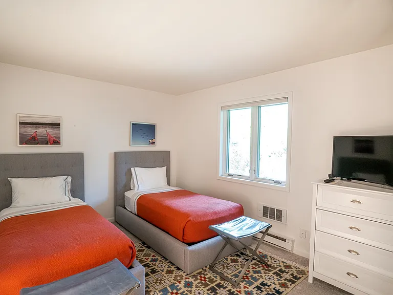 100 Mountain Laurel Ct — Photo 15