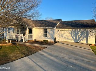 270 Shenendoah Dr, Friendsville, TN 37737