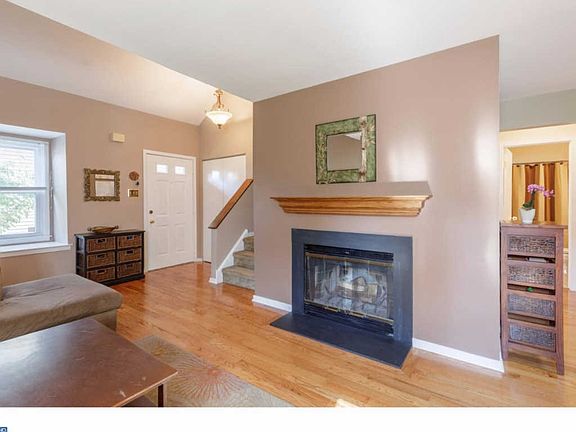 5th image of 5206 Shannon Ct