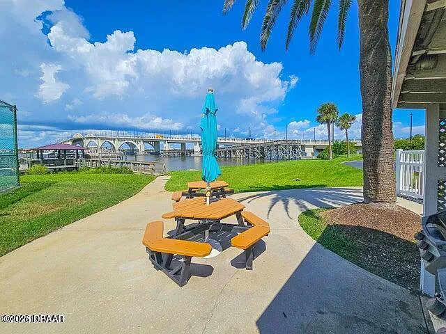 100 Silver Beach Ave #202 — Photo 32