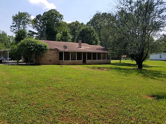 Large back patio to entertai