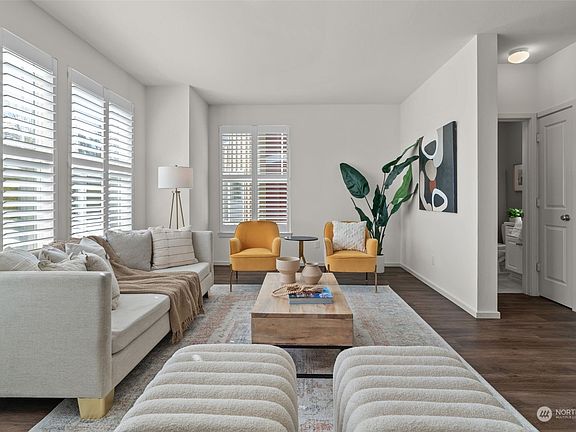 4th image of 16034 NE 94th Way