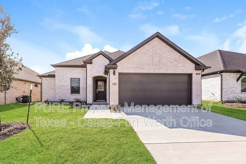 3908 Edmondson Dr