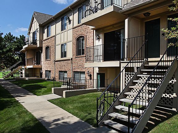 5th image of 2770 Pine Knoll Dr #863200F2