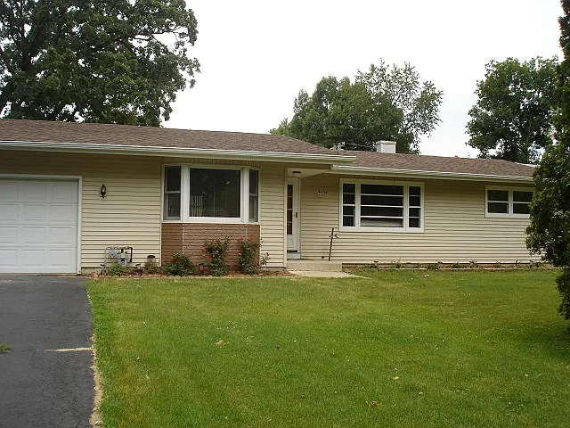 9006 Shady Ln photo 1