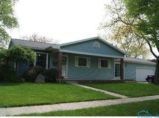 1470 Harpers Ferry St, Maumee, OH 43537