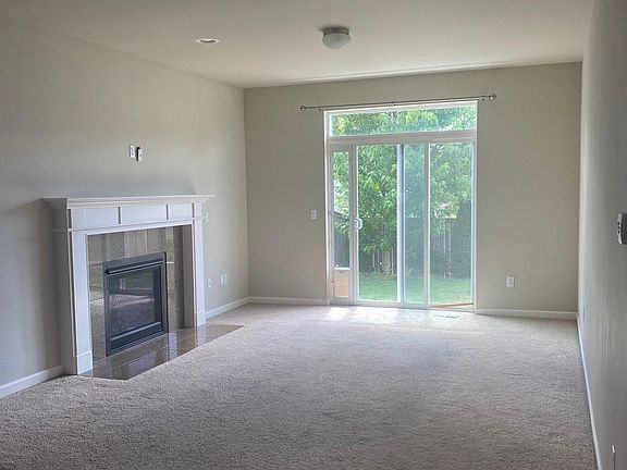 3rd image of 17922 120th Street Ct E