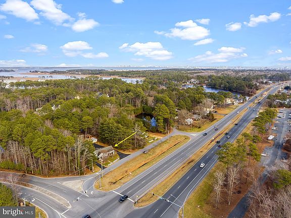 3rd image of 10009 Silver Point Ln