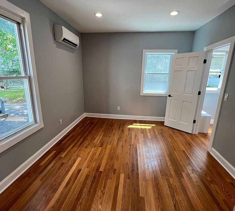 1st image of 97 Sheffield Ave #11436372