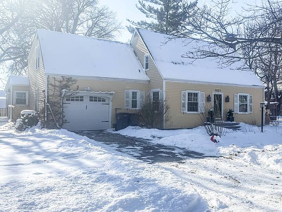 2nd image of 1021 E Detroit Ave