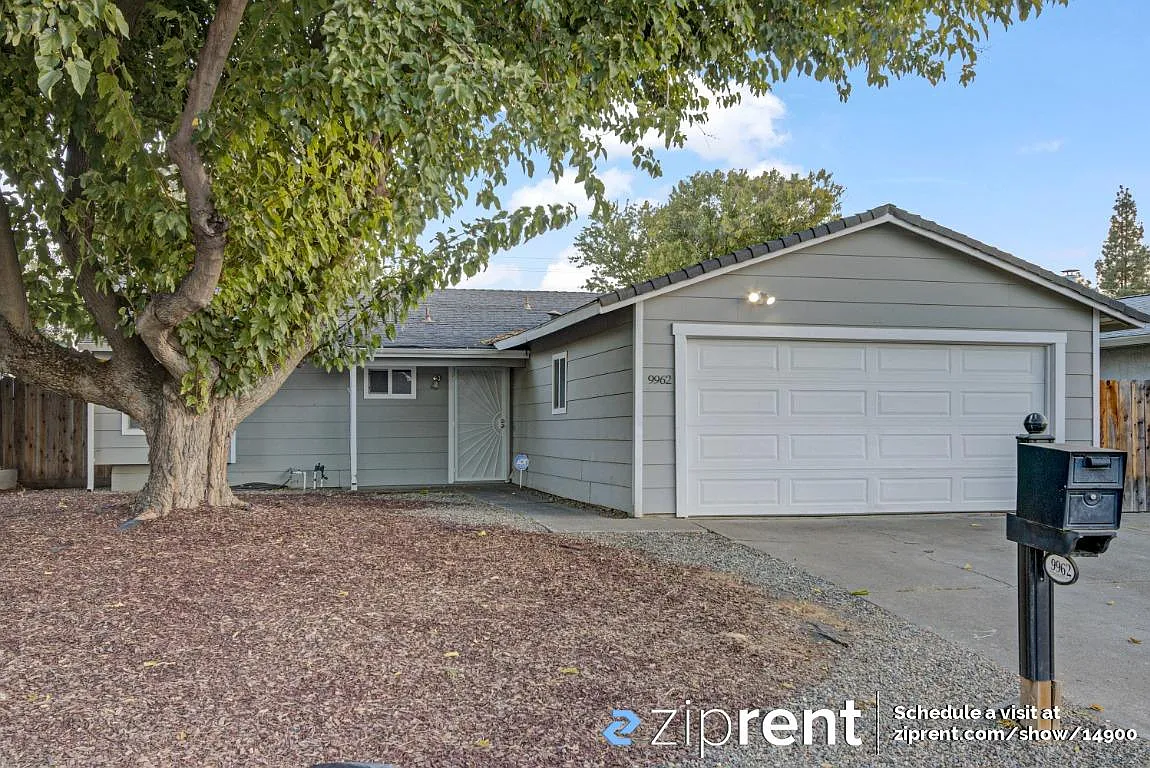 9962 Burline St photo 1