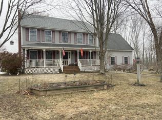 9 Gateway Commons Dr, Gorham, ME 04038