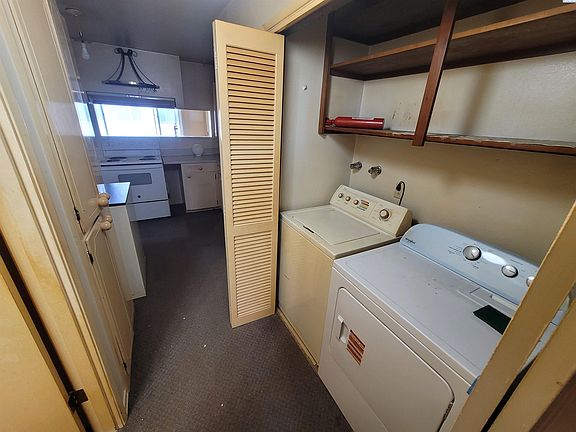 3rd image of 1305 Goethals Dr APT H