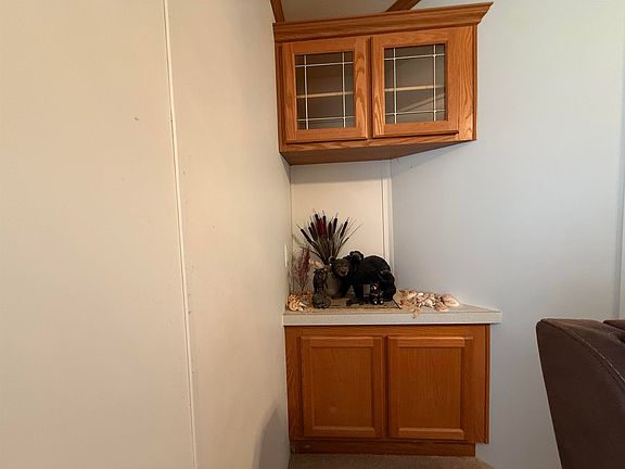 4th image of 731 Sunset Blvd #66