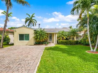 1127 Lincoln St, Hollywood, FL 33019