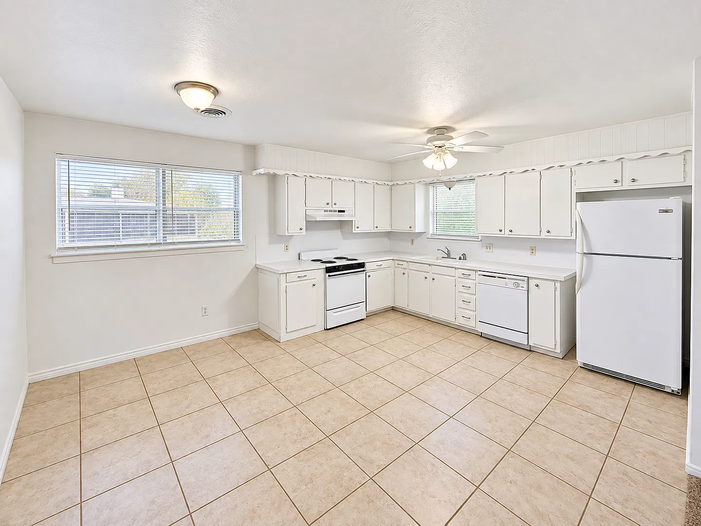 4818 15th Street — Photo 3