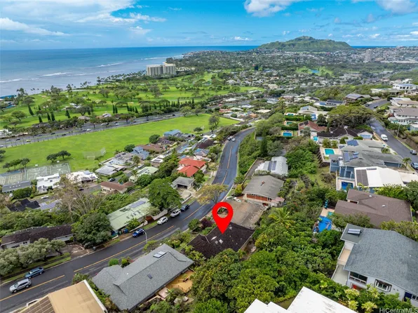 1350 Laukahi St, Honolulu, HI 96821
