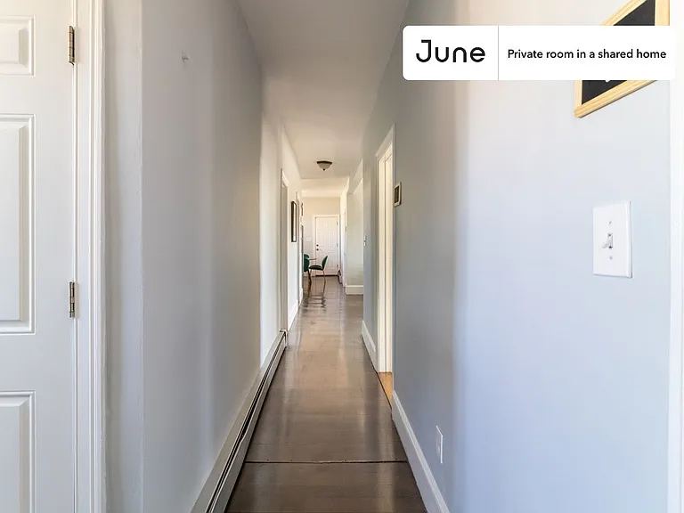 16 Glenway St #B — Photo 11