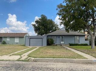 208 La Salle Dr, San Angelo, TX 76903