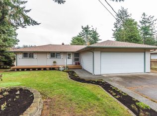 1940 Peacock Ln, Oak Harbor, WA 98277