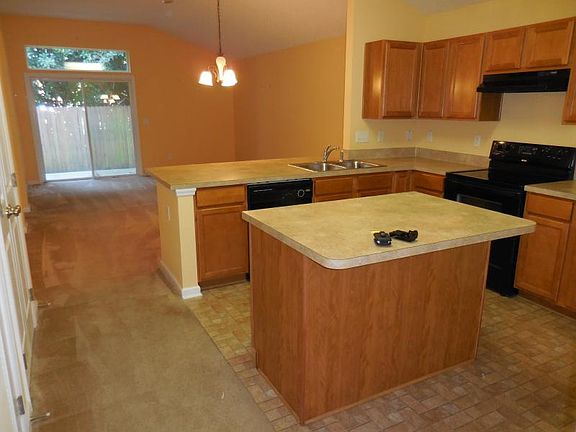 4th image of 4483 Campus Hills Cir