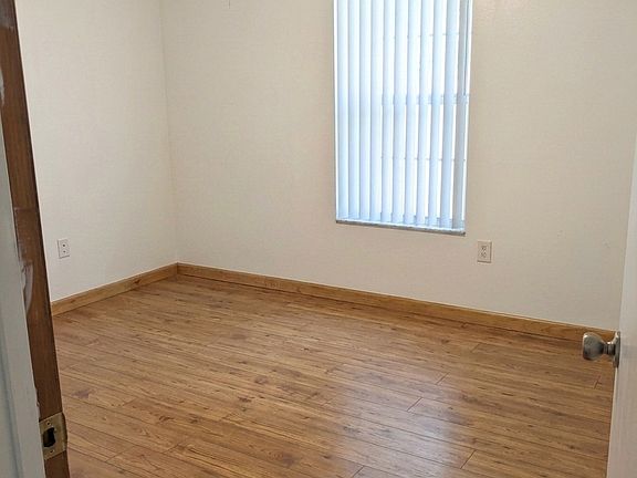 3rd image of 2675 Quincy Ave SE