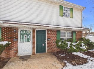 602 Mallard Rd APT F, Camp Hill, PA 17011