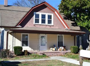 805 Carrick St, High Point, NC 27262