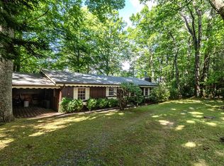 194 Lucerne Strasse Rd, Spruce Pine, NC 28777