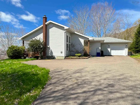 10797 Highway 105, Aberdeen, NS B0E 3M0