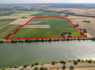 9521 River Rd, Sacramento, CA 95832