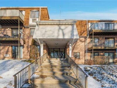 752 Quaker Ln #A-311, Warwick, RI, 02818