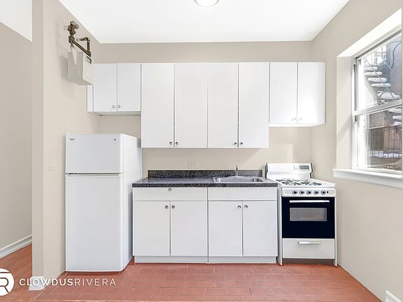 4th image of 324 W 96th St APT 4D