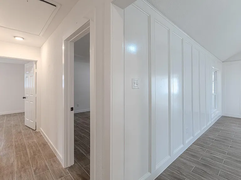 10519 Kirkwren Dr — Photo 18