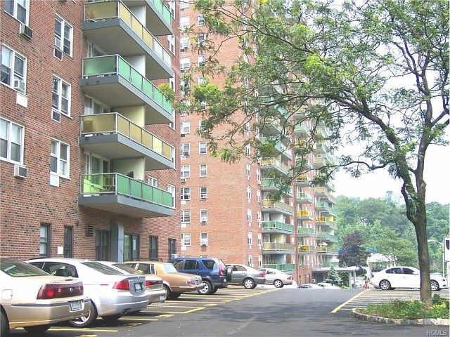 1st image of 1841 Central Park Ave APT 4G