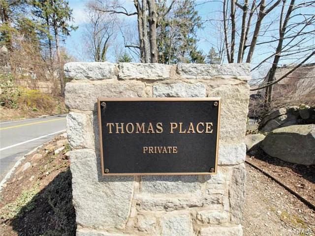 2nd image of 8 Thomas Pl #17