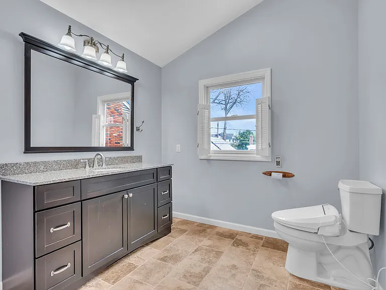 607 Wildwood Rd — Photo 34