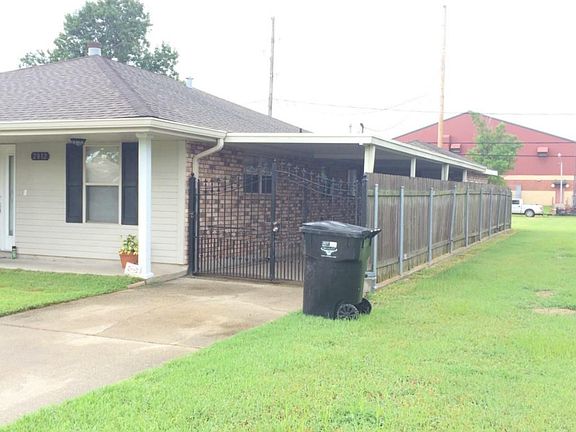 3rd image of 2812 Bradbury Dr